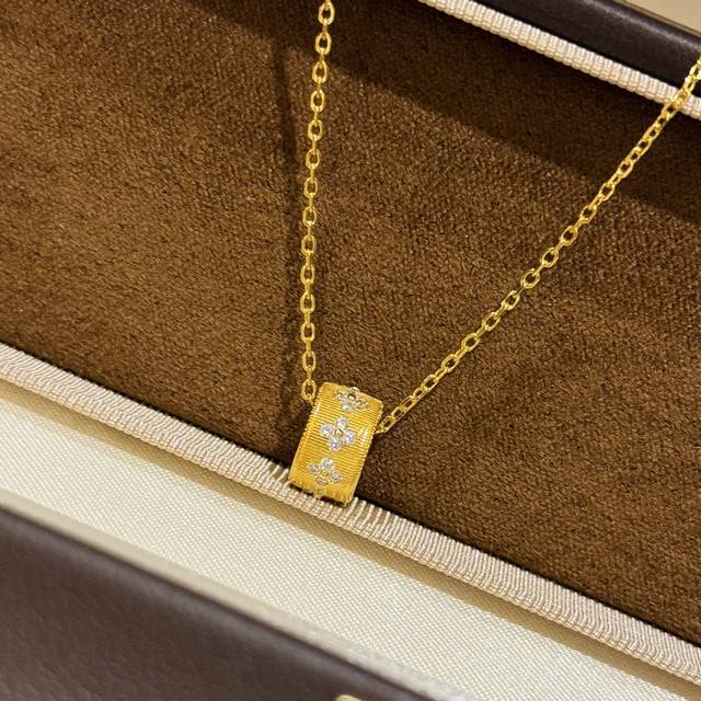 A5831 Independent Designer New Arrival Four-Leaf Clover Diamond-Studded Kaleidos