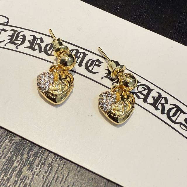Chrome Hearts Gold Full Diamond Vine Heart Earrings Imported Electroplating Craf
