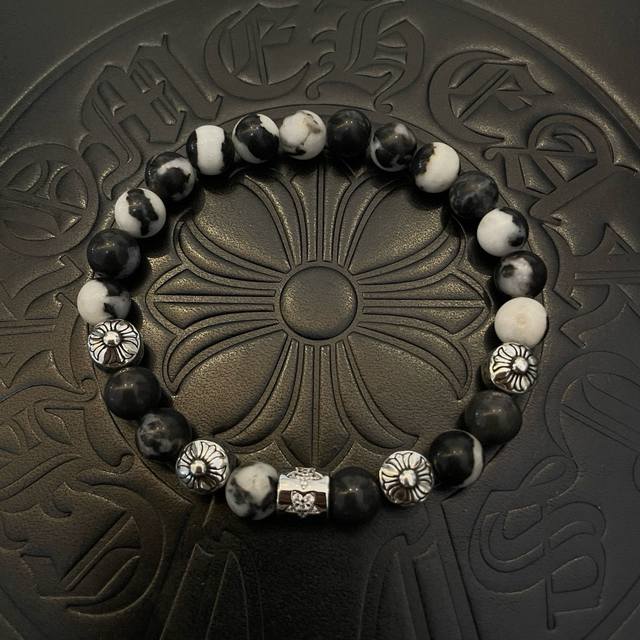 New counter quality Chrome Hearts classic retro multi-element bracelet with conc