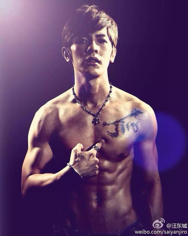 Chromehearts Scout Flower Necklace, the same style as the stars, handmade buckle