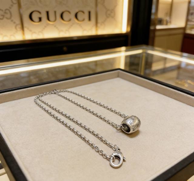 古驰项链最新款链条档次更高明星同款Anger Forest系列双G经典款设计理念项链系列复古银项链 细节对版做旧处理 非市面亮面版型 这款一直在出 古驰里面热卖