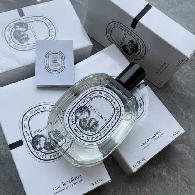 Diptyque蒂普提克与世无争的小众香，希腊无花果的Edt淡香不容易撞香，很特别，泛着无花果枝叶与果皮间略青涩又清新的香气～Diptyque还赋予了它另一个名