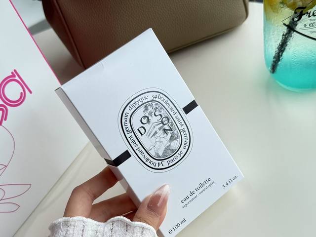 原单品质 蒂普提克Diptyque杜桑晚香玉100Ml 一句话形容，就是又纯又欲的茶艺香哈哈哈[斜眼R] 真的太让人着迷了！！ 是清纯也是诱惑！让人忍不住想抱住