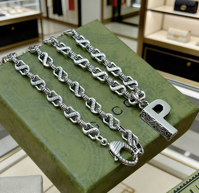 古驰项链最新款链条档次更高明星同款Anger Forest系列双G经典款项链字母系列古驰系列复古银项链 链长60厘米可改长度 细节对版做旧处理 非市面亮面版型