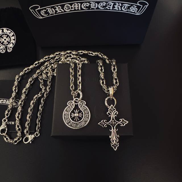 太帅爆了最新款克罗心 不爆不发 厂家直销 原版一比一复刻 克罗心项链