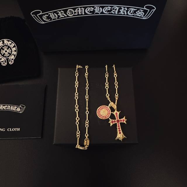 太帅爆了最新款克罗心 不爆不发 厂家直销 原版一比一复刻 克罗心项链