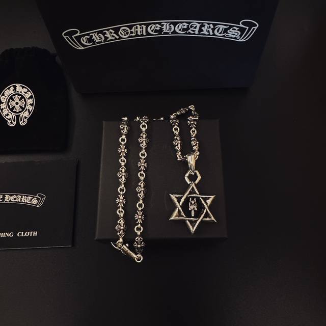 太帅爆了最新款克罗心 不爆不发 厂家直销 原版一比一复刻 克罗心项链