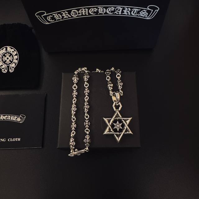 太帅爆了最新款克罗心 不爆不发 厂家直销 原版一比一复刻 克罗心项链