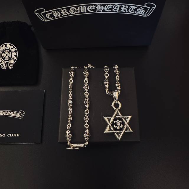 太帅爆了最新款克罗心 不爆不发 厂家直销 原版一比一复刻 克罗心项链