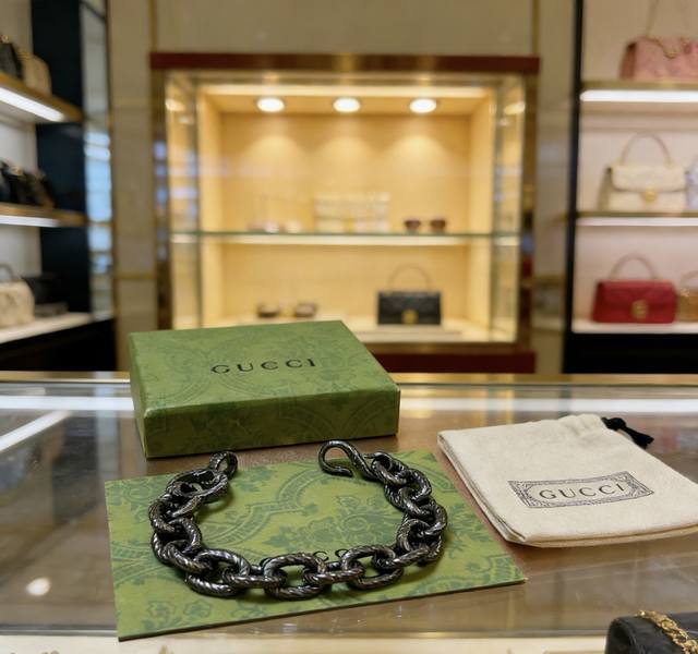 2026最新出炉土豪版手链 独家高品质 Gucci古驰手链最新款的经典款 精致无论款式 质感 都是绝对的顶尖Feel 只要看一眼就懂了 超 Nice 搭配衣服最