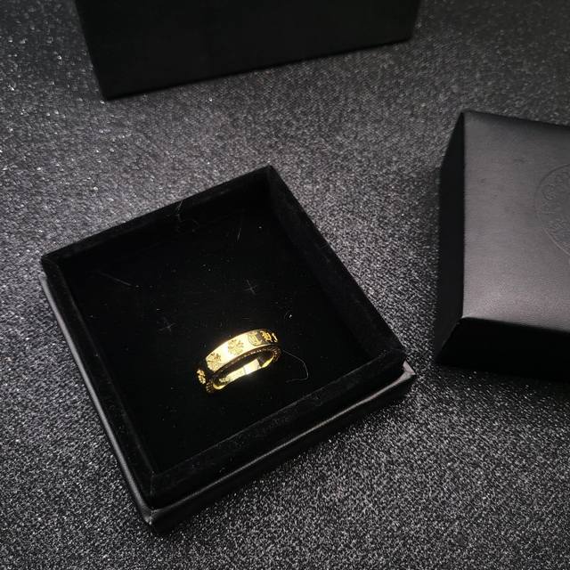 专柜爆款 厂家直销 专柜对版 Chrome Hearts 戒指