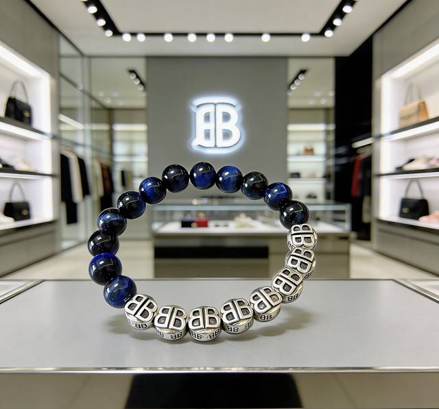 专柜精工版本天然虎眼石巴黎世家手链 泰银风格巴黎世家手链 明星同款男女款 复古做旧风 原版复刻 纯手工打造 ～正品开模潮流时尚必备 男女均可佩戴 情侣款同款 摇