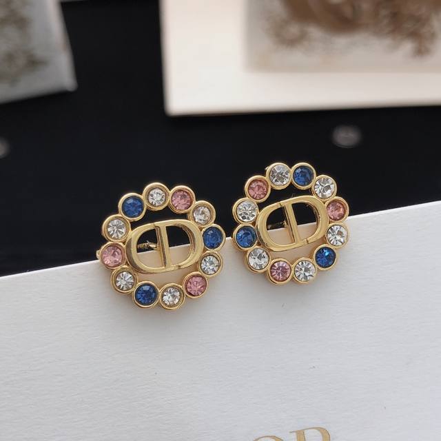 编号Ded0222 Dio*最新款圆形彩钻耳钉 一致Z批黄铜材质