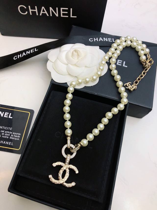 Chanel 1New Arrival香奈儿大牌小香项链 原版黄铜材质镀18K金 专柜同步新款选几款心仪的首饰来点缀美美的你 超级百搭好推荐又一心动款 赚足回头