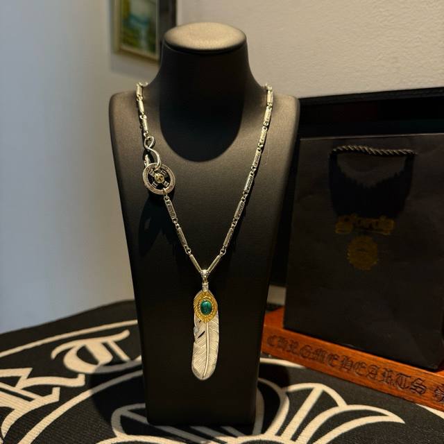 新品上架 Goro’S高桥吾郎松石羽毛项链，顶级版本，认准独家拍摄，主攻高端市场 ，快手 Ins 小红书热门款，绝对区别普通版本！图片产品细节与Z批一致！原版制