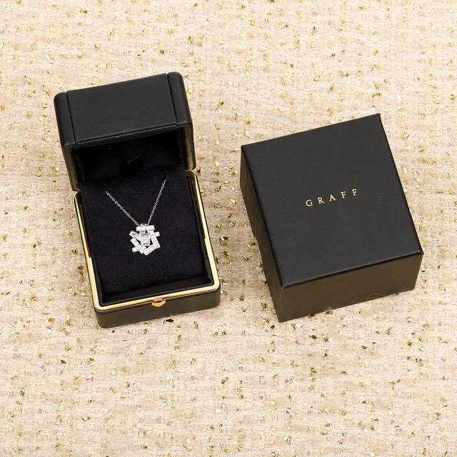 207001 我们出品 Threads钻石项链，Zp90 000，认准唯一一家真正购入珠宝类Zp开发的，可订做真金真钻，只做对版Zp真金货，pk市面各种金货量大