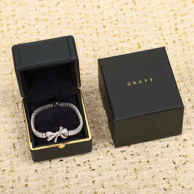 208619 我们出品 可订制真金真钻，Zp10位数，量大咨询客Fu 彩宝系列-蝴蝶结手链 活力高级感拉满 通体925纯银行业标杆工艺独家行业标杆新技术电镀优金