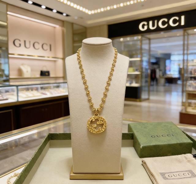 古驰项链最新款链条档次更高明星同款Anger Forest系列双G经典项链黄金系列项链 链长60厘米可改长度 细节对版做旧处理 非市面亮面版型 这款一直在出 古