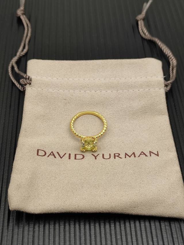 david Yurman 金色主石绿钻8Mm四爪戒指 戒指尺寸：美号，6-7-8-9，四个号 ￥ 编号 Dyjz-207