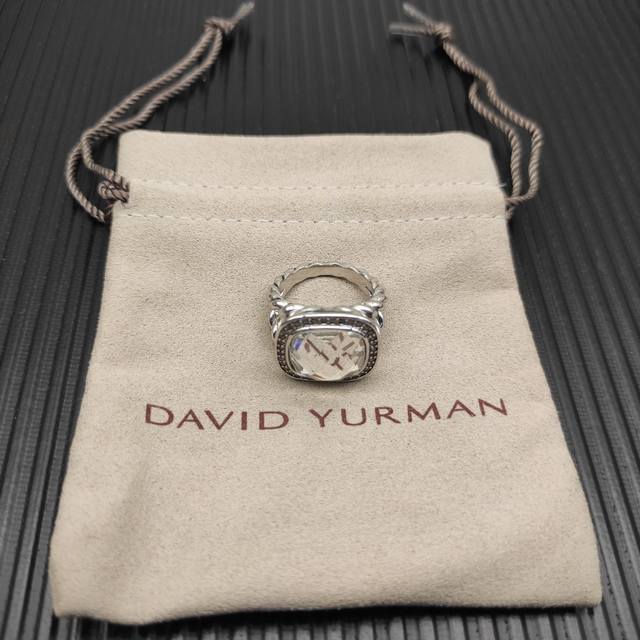 david Yurman 14Mm四方钻白钻戒指 戒指尺寸：美号，6-7-8-9，四个号 ￥ 编号 Dyjz-188