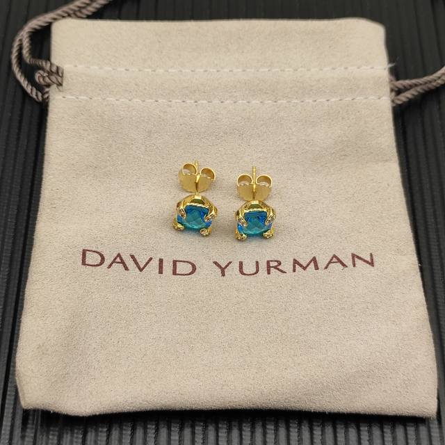 david Yurman 金色主石蓝钻8Mm四爪耳钉。￥ 编号Dyeh-162