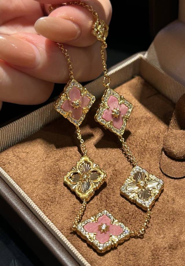 V金材质 精工布契拉提间镭射手链