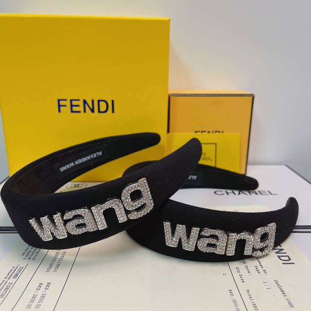 上新亚历山大王 时尚百搭发箍