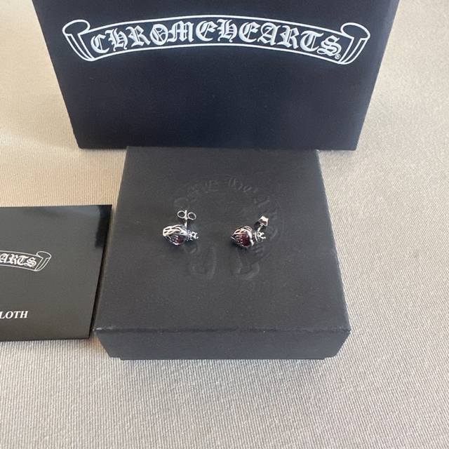 太帅爆了最新款克罗心 不爆不发 厂家直销 原版一比一复刻 克罗心耳钉