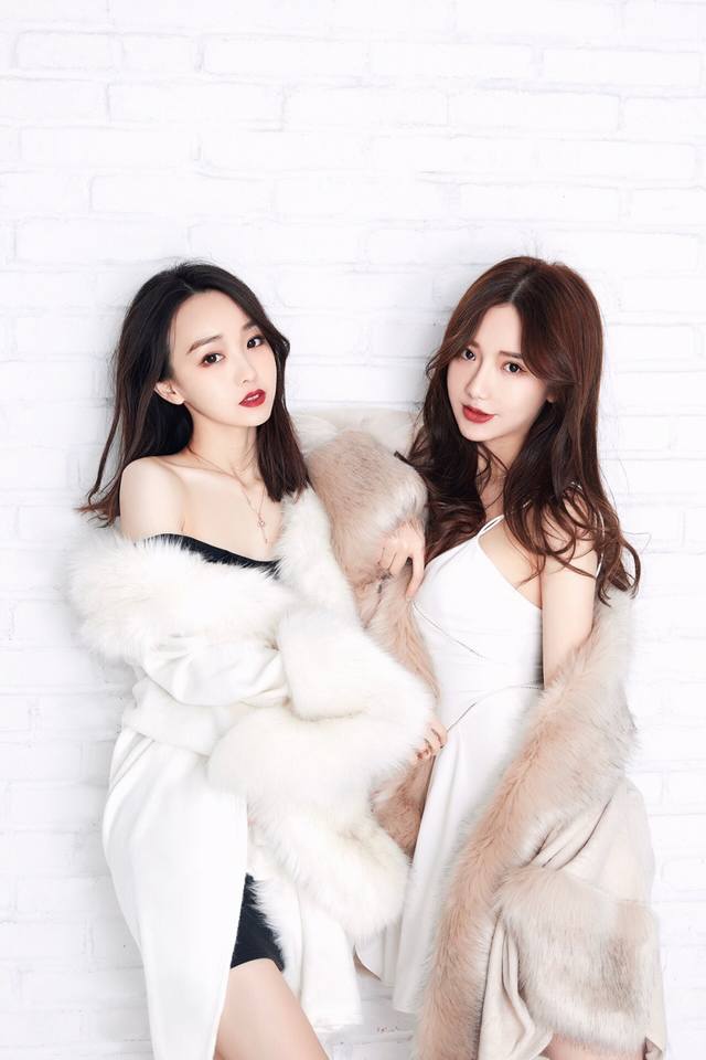 我们出品 Z批为珠宝类，真金真钻，可订制真金真钻版，只做有Z批开发的对版货，真金真钻价格p咨询客Fu 纯银精工灭世版 春夏天，绝对需要一款自带气质的精美项链搭配