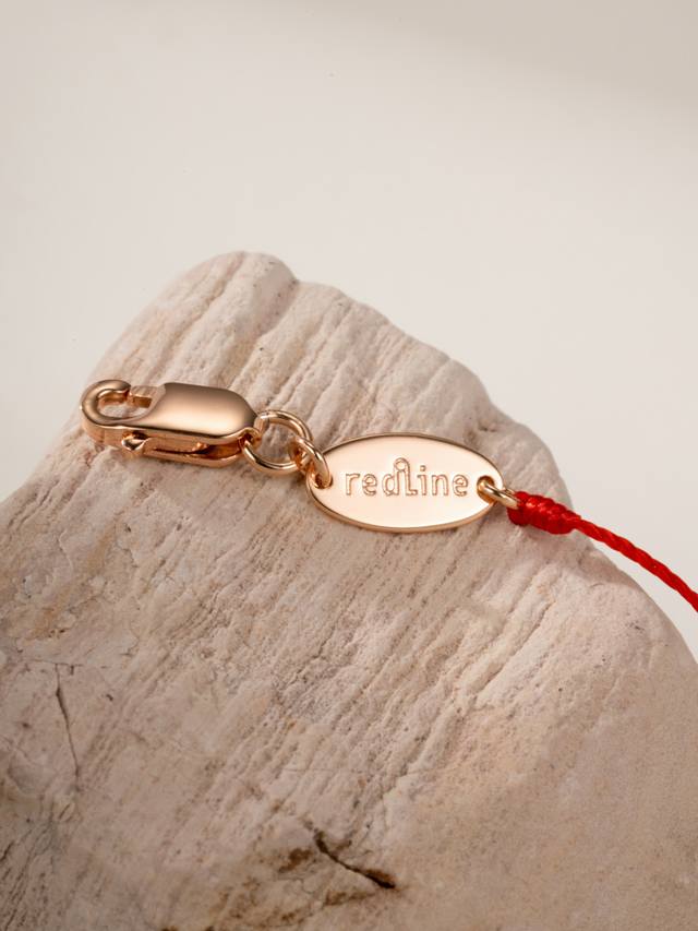 Redline法国小红绳 尺寸16.5Cm&17.5Cm 低调好看的小首饰，这个看上去小小细细一根， 一半红绳一半玫瑰金色，一半亲情一半爱情 一半朴实无华，一半