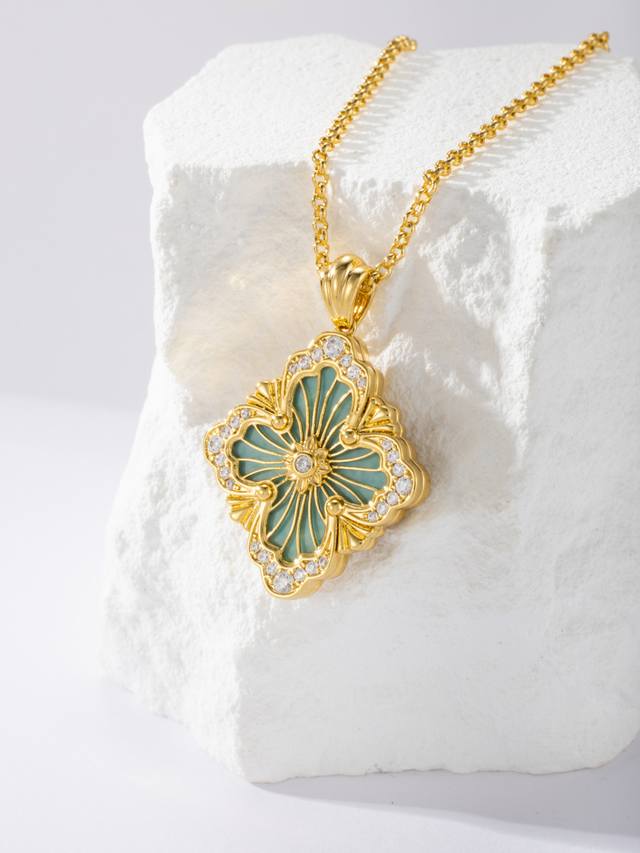 超受欢迎的布契拉提天河石项链 大号款 布契拉提真的多看一眼就会爱上，意大利手工工艺，哇塞，Buccellati布契拉提巨巨巨好看！！绝美 O批Era系列性价比超