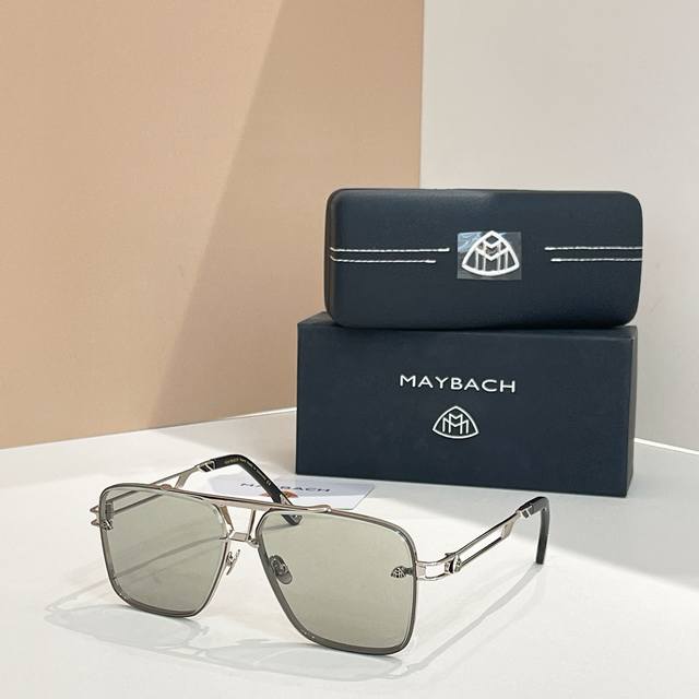 Maybach迈巴赫Model：The Paly Isize：62口12-145