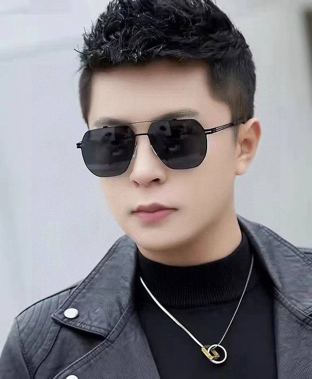 Gucci 2025新款男女情侣款太阳镜多边形墨镜Ip电镀永不褪色 超轻超有弹性整幅眼镜无螺丝重要的是压不坏 高清尼龙镜片、精湛的工艺 原版材料 休闲大气不挑人