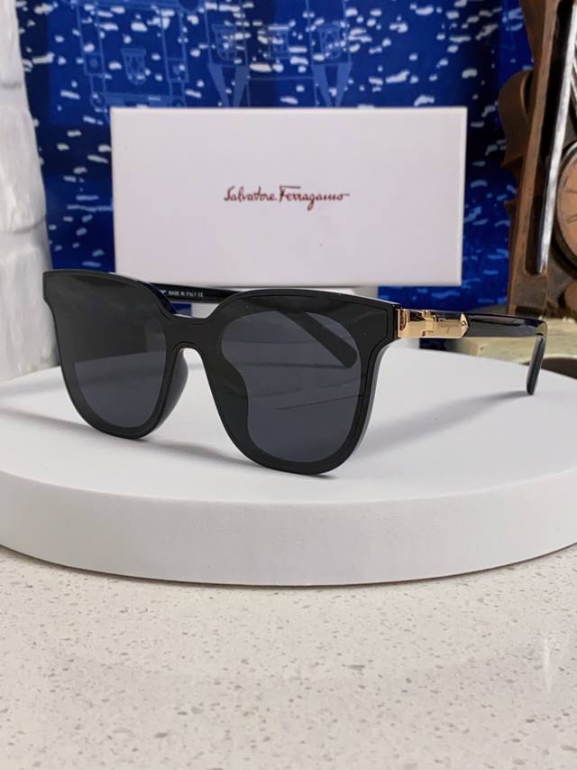 Ferragamo菲拉格慕 2025夏季新款 黑超墨镜经典时尚街拍太阳镜 简约百搭欧美 男女通用