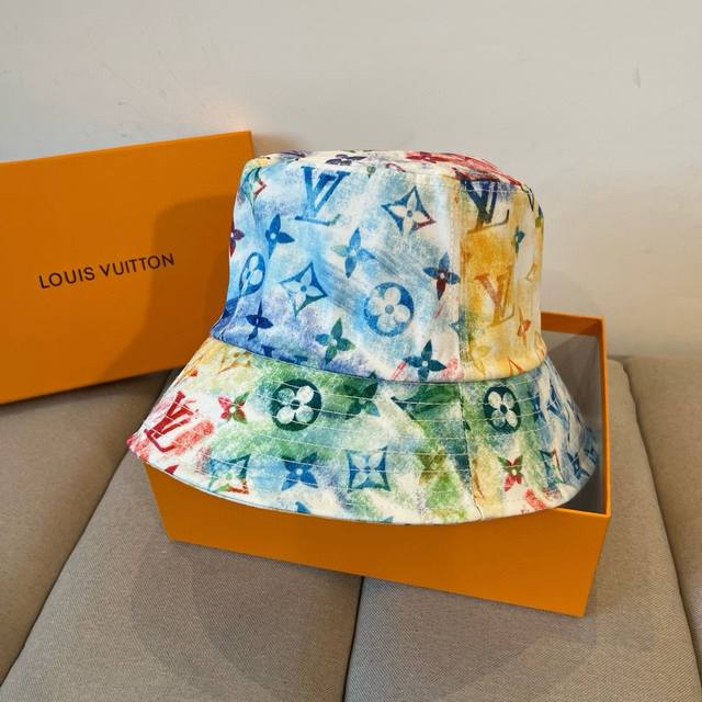 路易威登渔夫帽Louisvuitton新款Lv棒球帽，重工打造高端大气，百搭款男女通用！跑量！