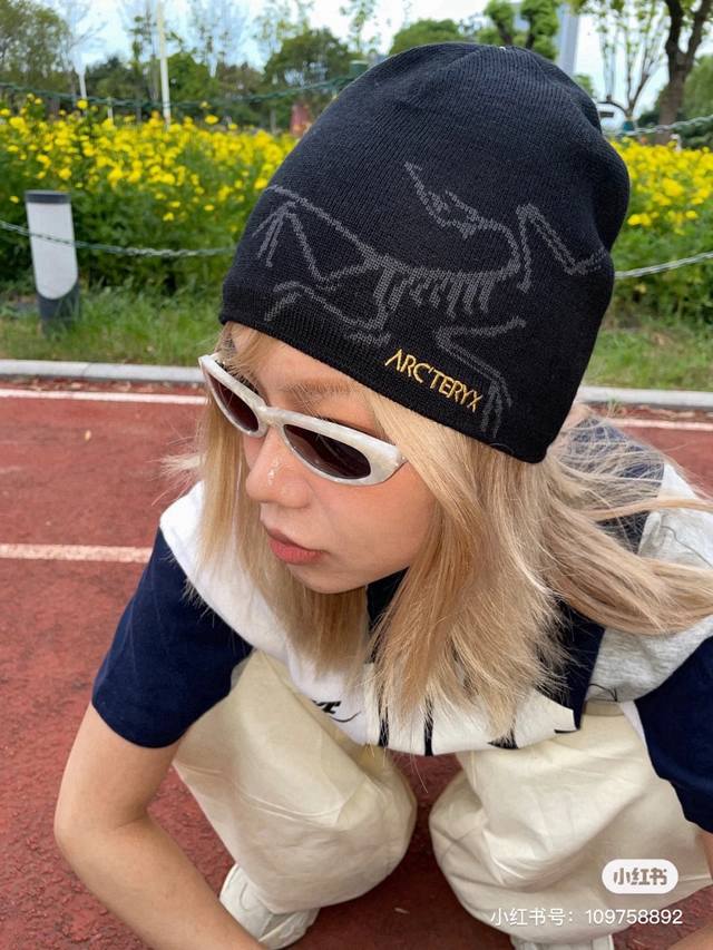 始祖鸟新款毛线帽