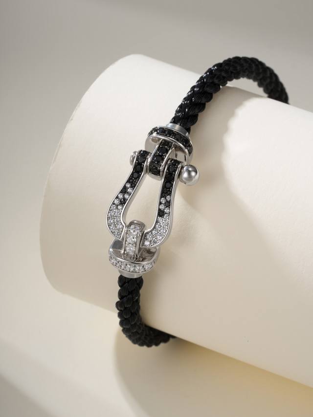 扣头 大号 斐登 Force 10, 记录生活中的小确幸，生活中有许多小确幸时刻，只要静下来,细心体会,就能发现和电影一样的浪漫，带上心仪的Force 10 系