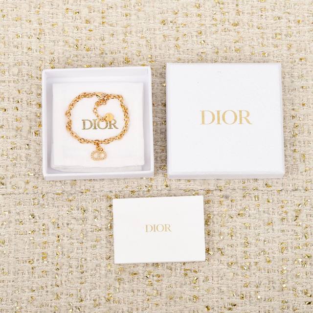 250379 我们出品 预售23号左右出货，Zp6110！量大咨询客Fu Dor满钻Cd手链 项链 非常经典的Cd设计超级百搭！一致Zp黄铜材质，颗颗Silve