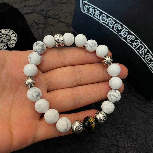 新款 专柜品质 Chrome Hearts克罗心 经典复古多元素白曜石十字架手链 手串，凹凸造型不同的花纹设计风格 呈现出与众不同 十字架 童军花是克罗心的志