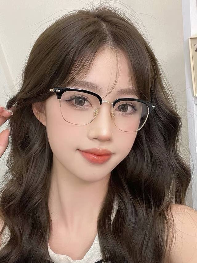 Gucc*痞帅半框近视眼镜理工男Ins风高颜值防蓝光平光镜女小红书网红款