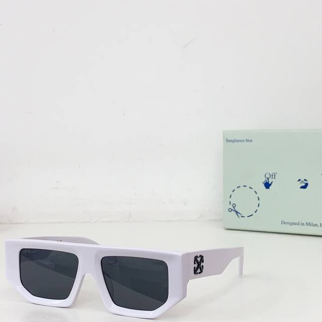 Off Whitemodel:Oeri13Fsize:53口17-145