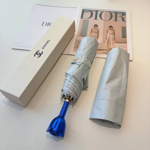 Chanel 香奈儿 新款玫瑰花头柄三折手开折叠晴雨伞 选用台湾进口Uv防紫外线伞布 原单代工级品质.2色