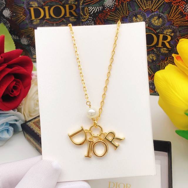 编号Dxl0173项链 迪奥项链银色Dior 字母个性十足高级感满满 Cd22春夏新品