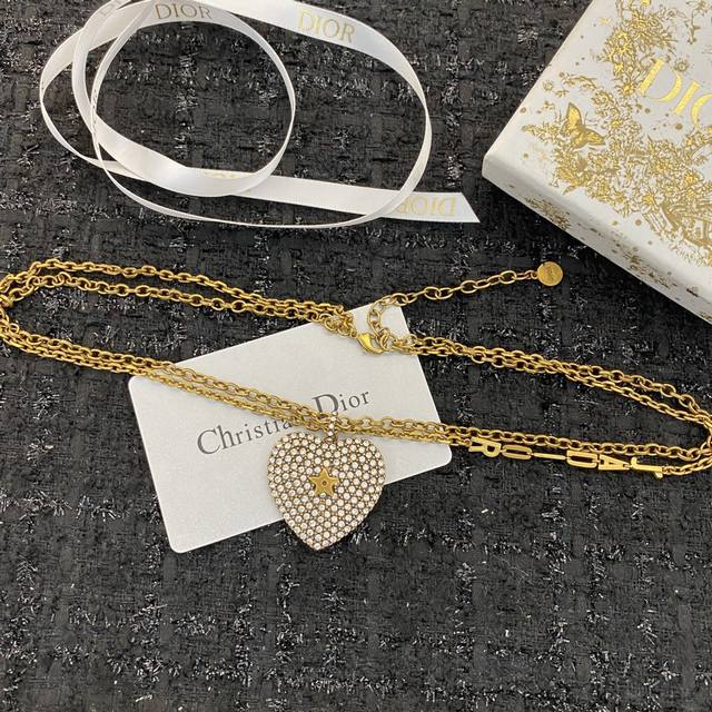 编码Gn068 迪家火爆热销款项链上新同步专柜独家高端品质实拍图做工精致无可挑剔链条质感超佳重工电镀每一处细节都完美无瑕疵高贵大方唯美百搭任何服饰不用刻意搭配