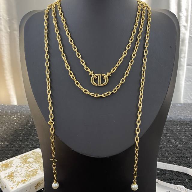 编码N301 项链热销款火爆上新 同步专柜独家高端品质实拍图代购级别做工精致细腻采用电镀24K金双层设计旁边点缀流苏超级仙女唯美的一款做工超级细心无漏洞媲美Zp