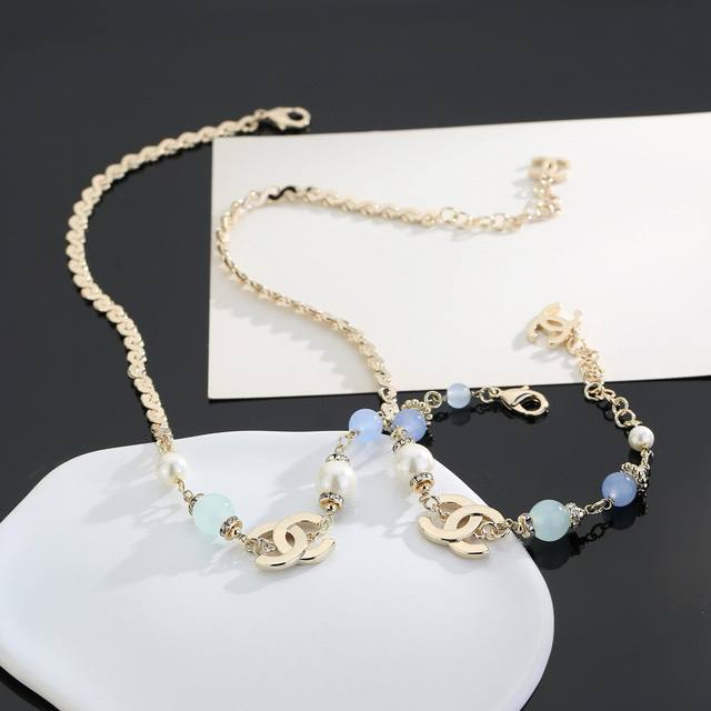 chanel 小香 双C项链 手链 代购级别 一比一打造 除了惊艳还是惊艳，巨美巨好看，巨巨重工，巨巨无敌简约大方日常款，风格永存，经典永在，如若想回归简约经典