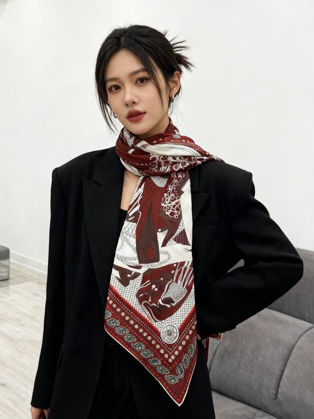 羊绒新款买了都说好看推荐爱马仕双面同色羊绒方巾，顶级工艺超值爱马仕专柜爆款立体呈现图案纹路实物档次极高特殊工艺高端研发惊艳问世特殊尖端工艺处理受到白富美的喜欢