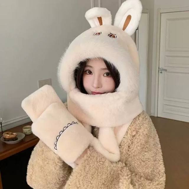 迪奥Dior冬季毛绒加厚帽子围巾手套三件套保暖蓄温 可爱小兔子围脖连帽