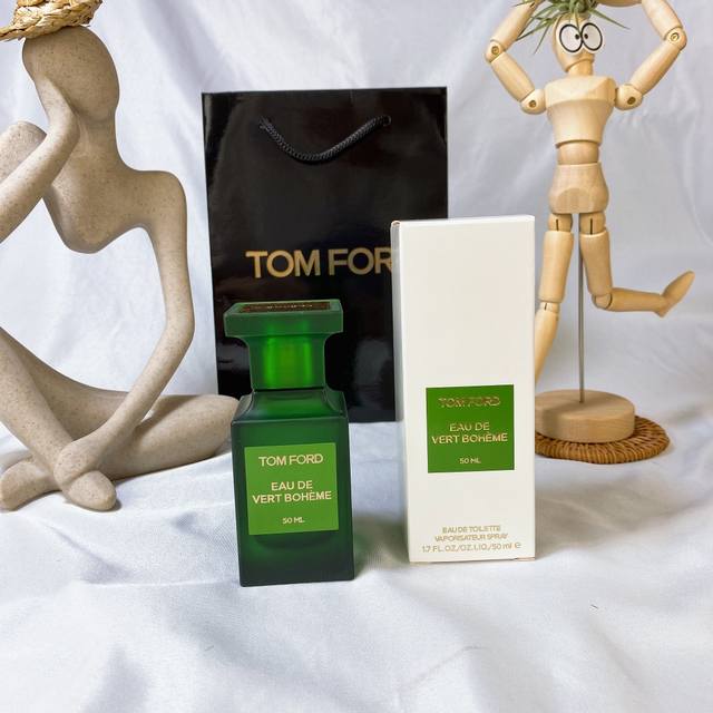 专柜品质 Tom Ford汤姆福特Tf Vert Boheme中性淡香水绿意时光磨砂瓶50Ml 是中性香水，前调柔和的花香调，透出一丝木质清香，中调越发醇和，后