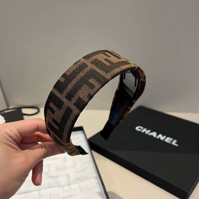 Fd芬迪新款发箍